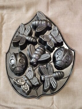 Nordic Ware Backyard Bugs Cake Pam